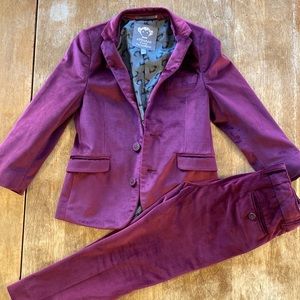 Appaman kids size 6 velvet suit. Purple- maroon/merlot color